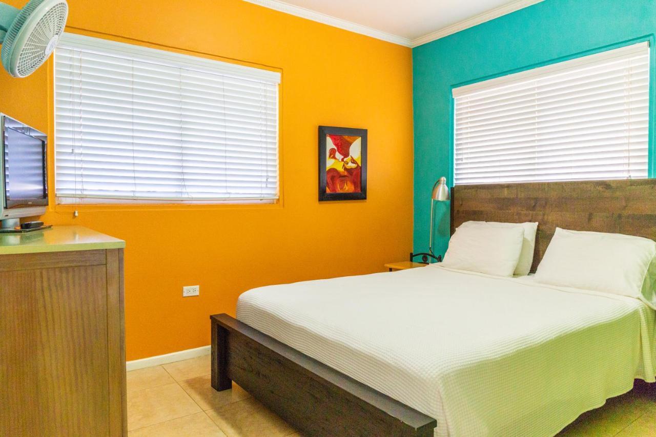 Little Paradise Aruba Vacation Apartments パームビーチ エクステリア 写真