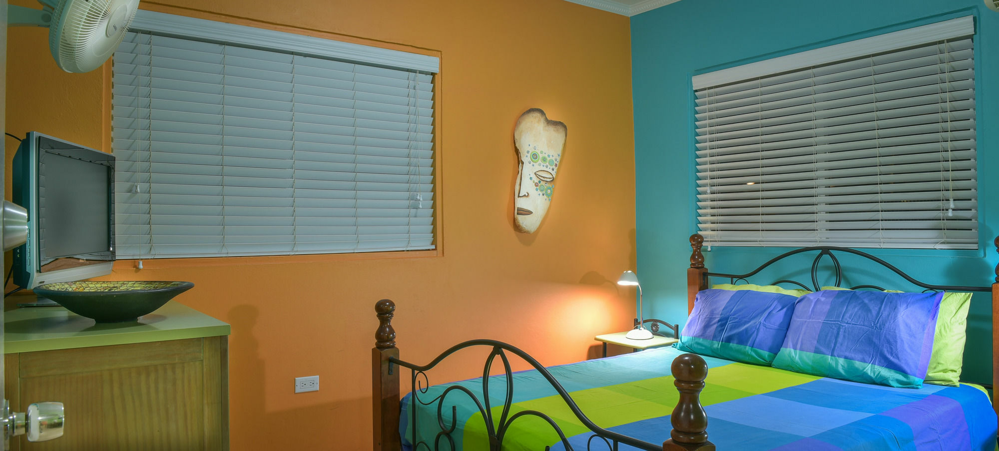 Little Paradise Aruba Vacation Apartments パームビーチ エクステリア 写真