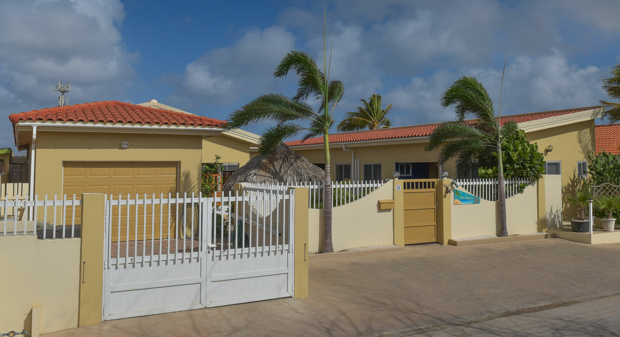 Little Paradise Aruba Vacation Apartments パームビーチ エクステリア 写真